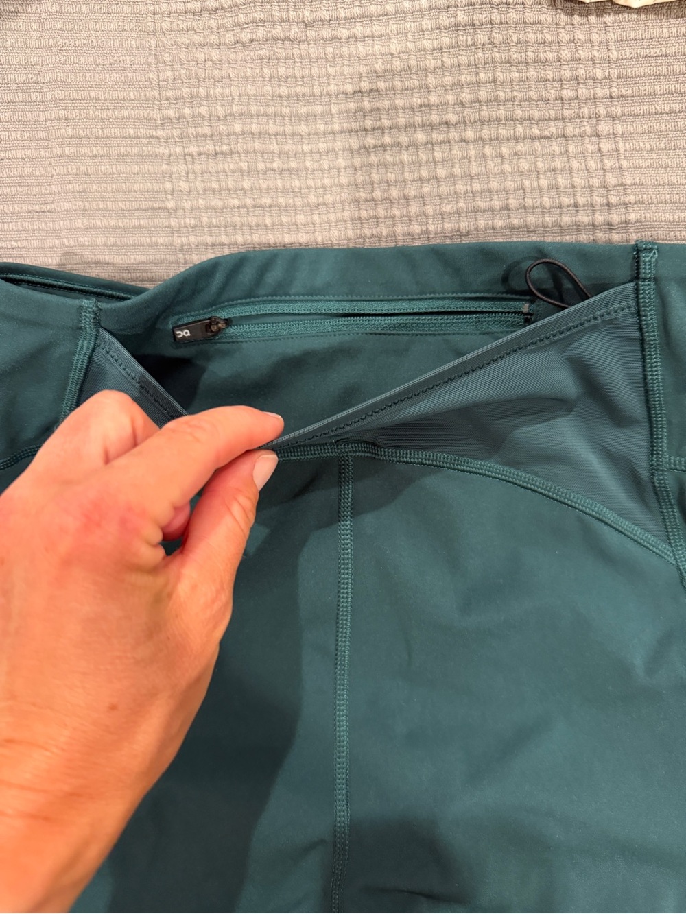 On Running Teal High-Rise Bike Shorts with Side Pocket - Picture 6 of 6